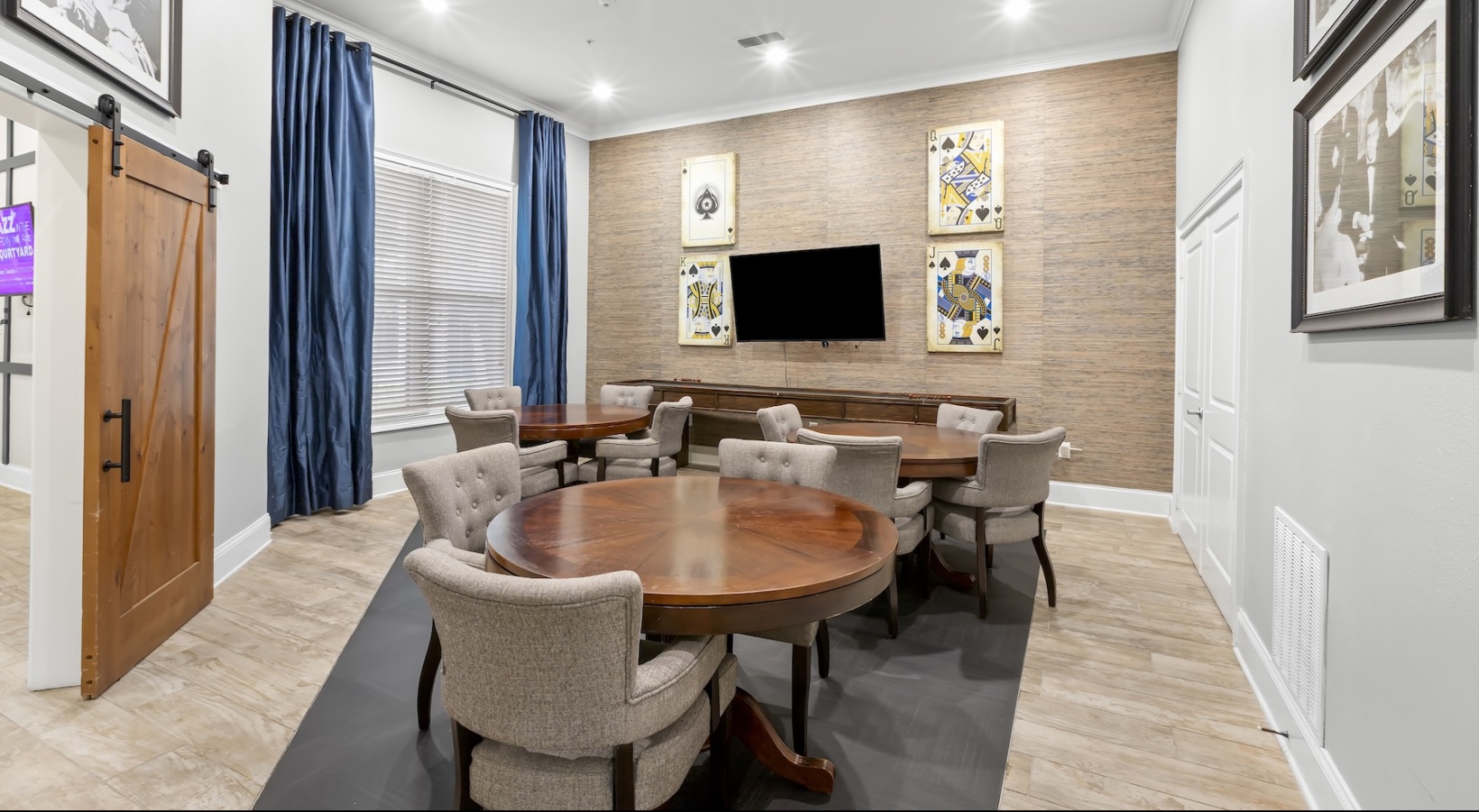 Access to resident-only features a spacious dining lounge